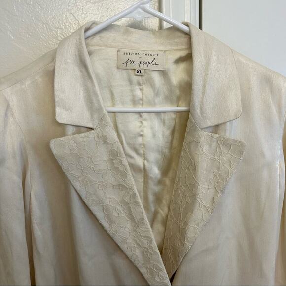 Brenda Knight Free People Cream Lace Blazer XL NWT Double-Breasted - Picture 14 of 14